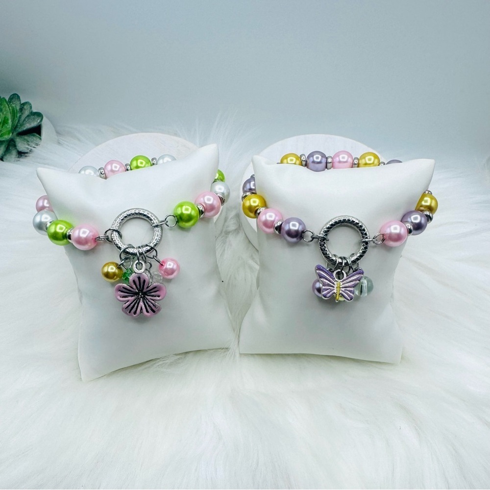 Fashion statement Flower & Butterfly Beaded Bracelet Bundle